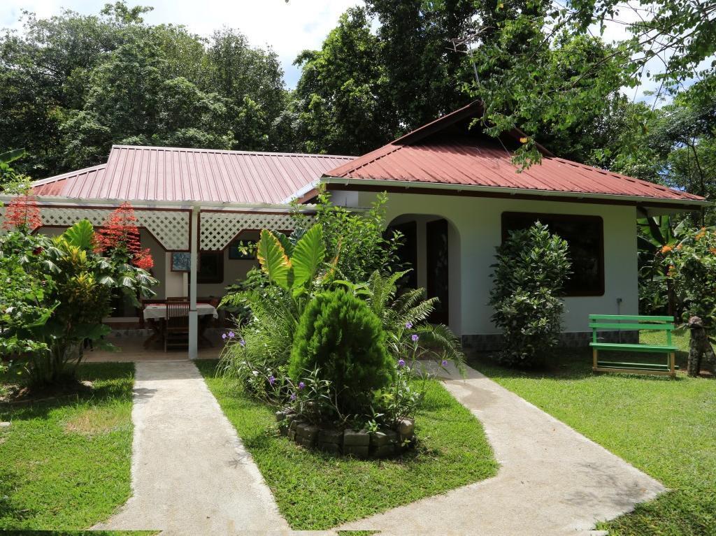 Buisson Guesthouse La Digue Eksteriør billede